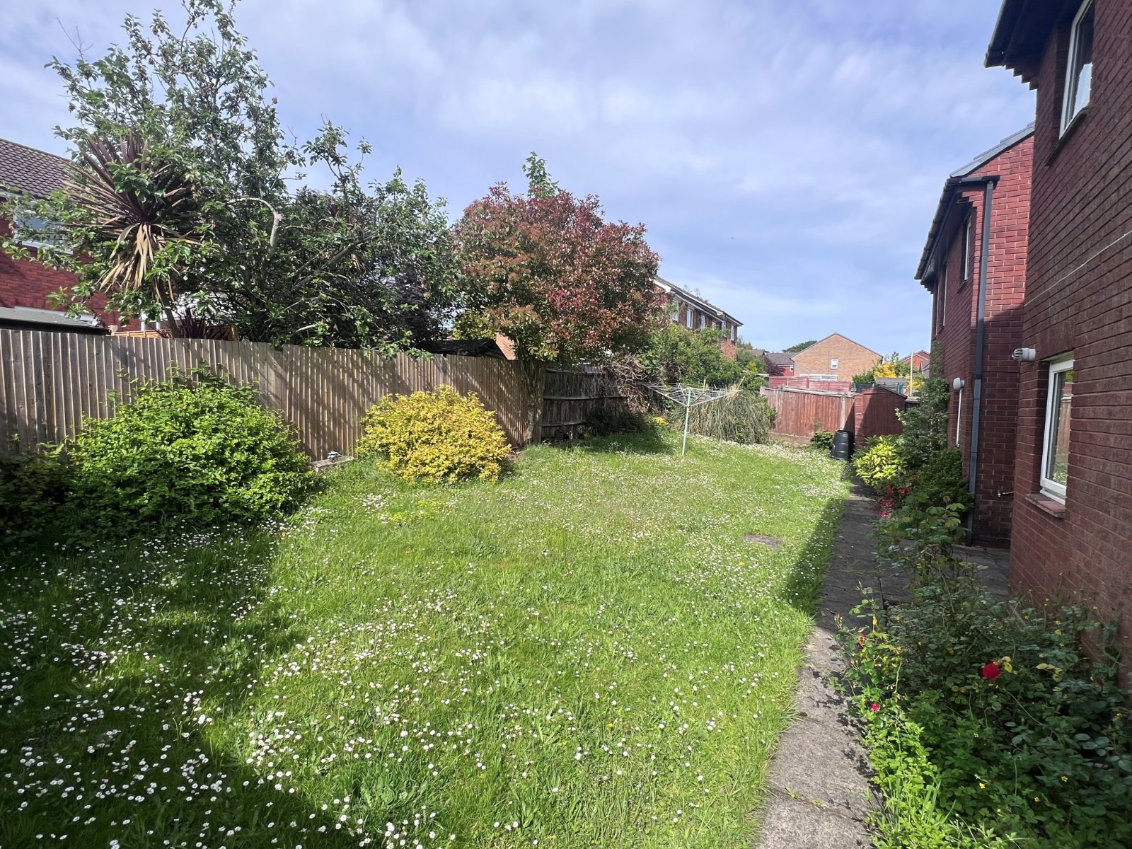 Diligence Close, Bursledon, Southampton, Hampshire, SO31 - Charters