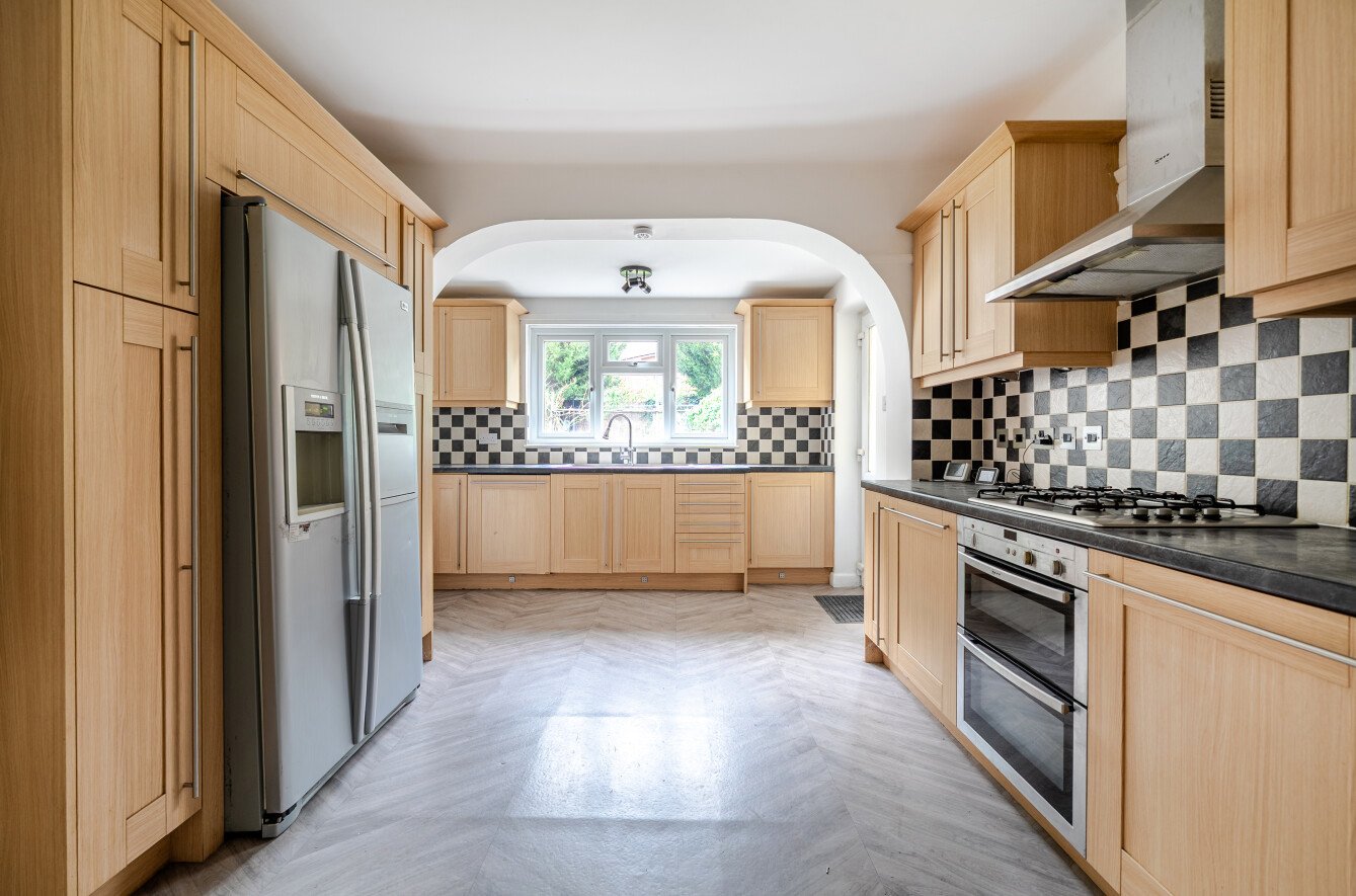 Brookside Drive, Sarisbury Green, Southampton, Hampshire, SO31 Brookside Drive, Sarisbury Green, Southampton, Hampshire, SO31 - Charters