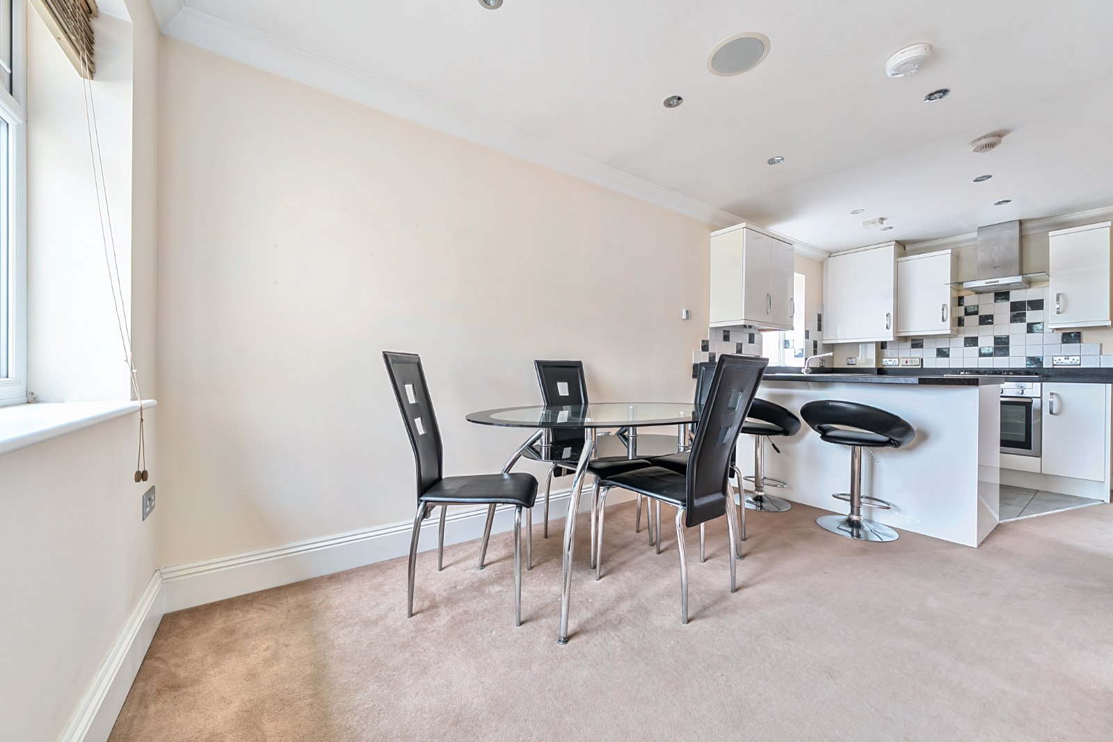 Bridge Road, Park Gate, Southampton, Hampshire, SO31 - Charters