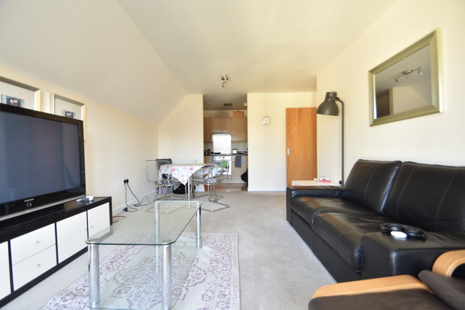 St James Street, Portsmouth, Southsea, Hampshire, PO1