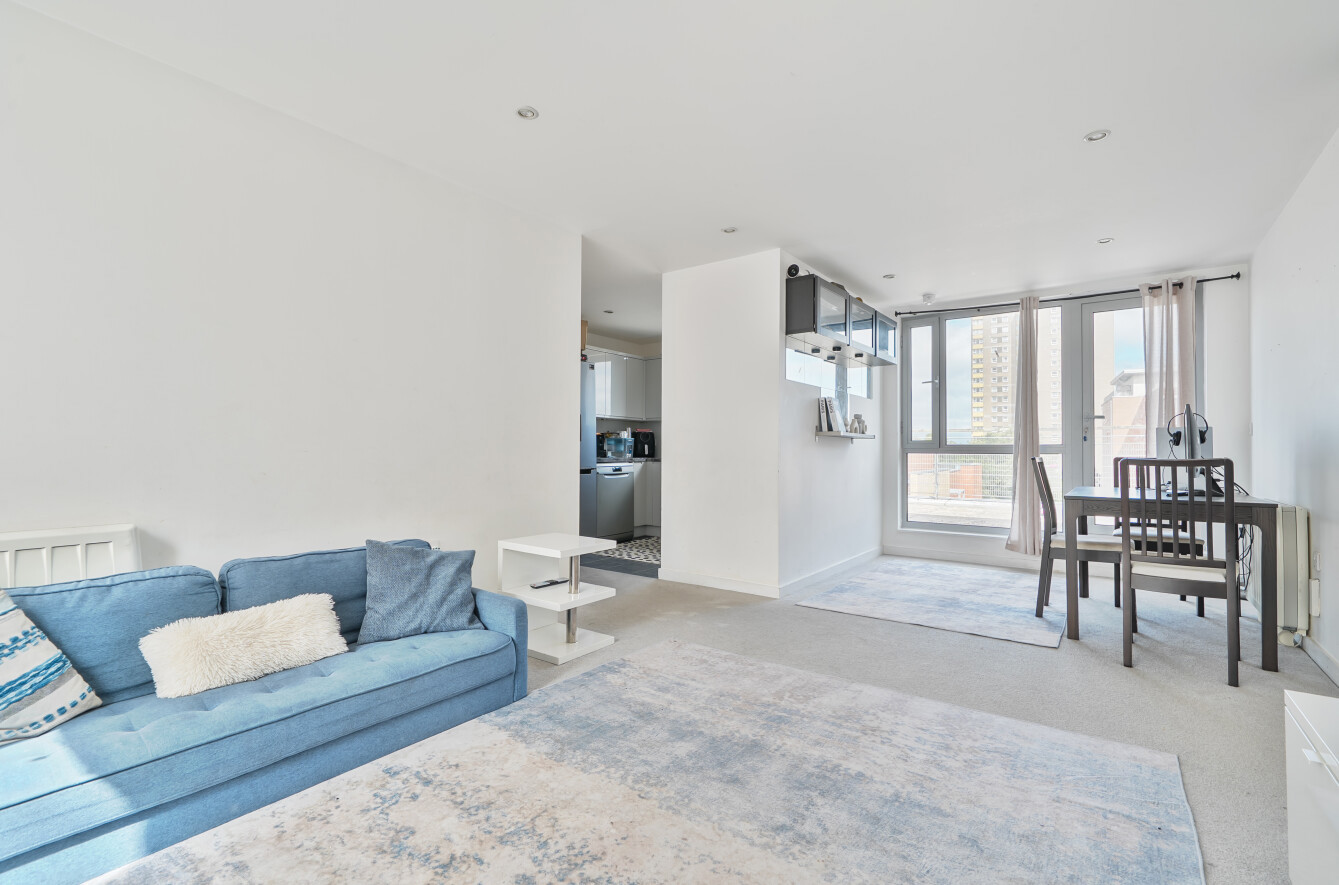 Cross Street, Portsmouth, PO1