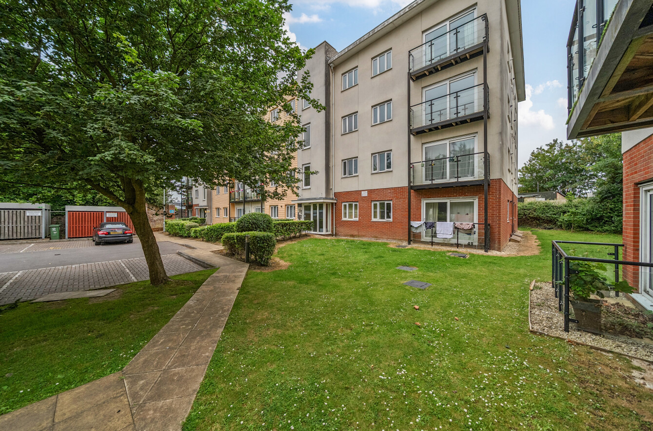 Gisors Road, Southsea, PO4