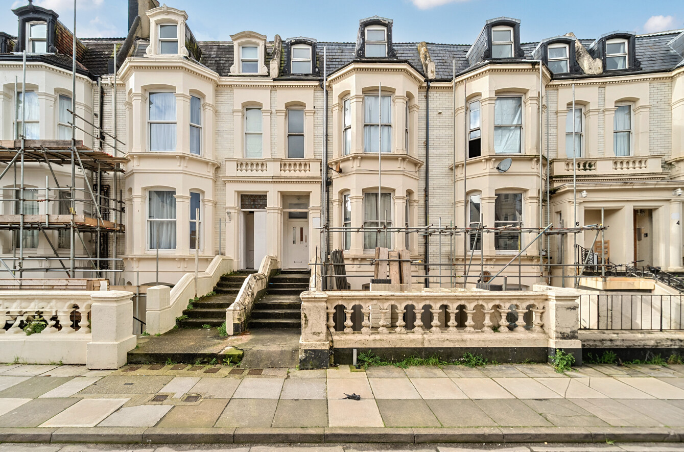 Alhambra Road, Southsea, PO4