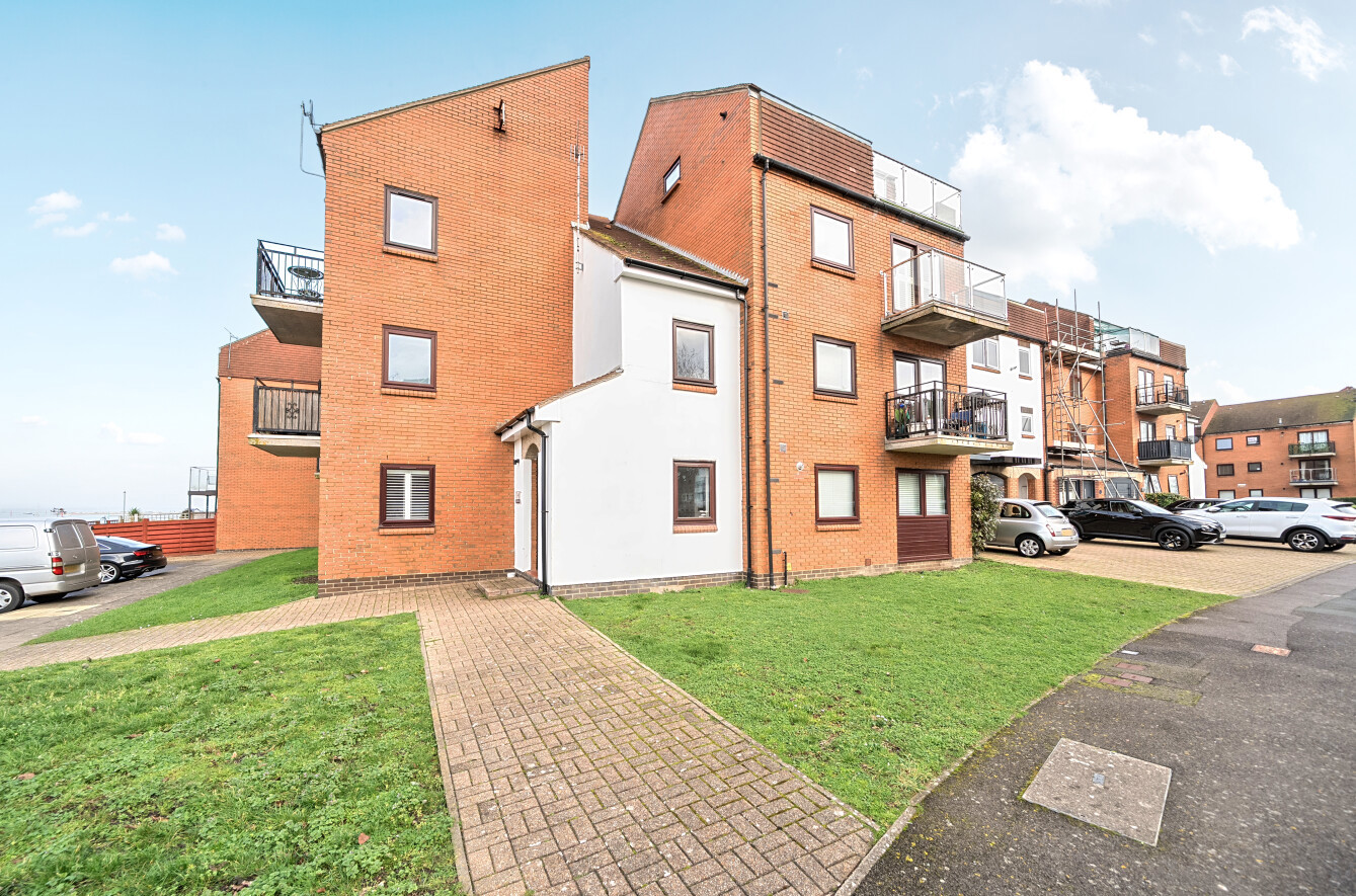 Ferry Road, Southsea, Hampshire, PO4