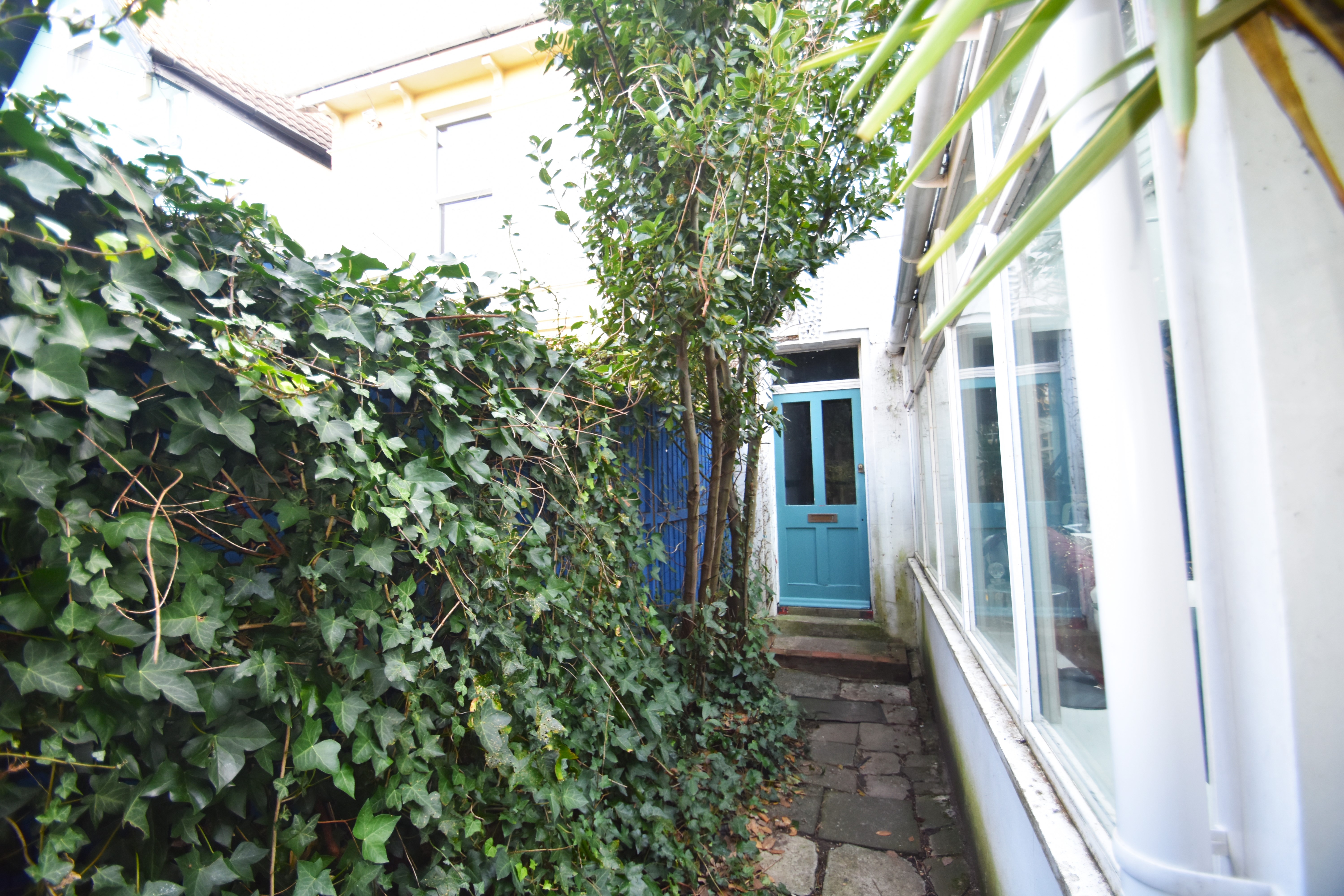 Garden Terrace SILVER SUB, Southsea, PO5 - Charters