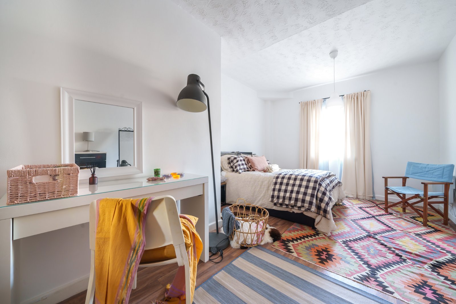 South Parade, Southsea, Hampshire, PO4 - Charters