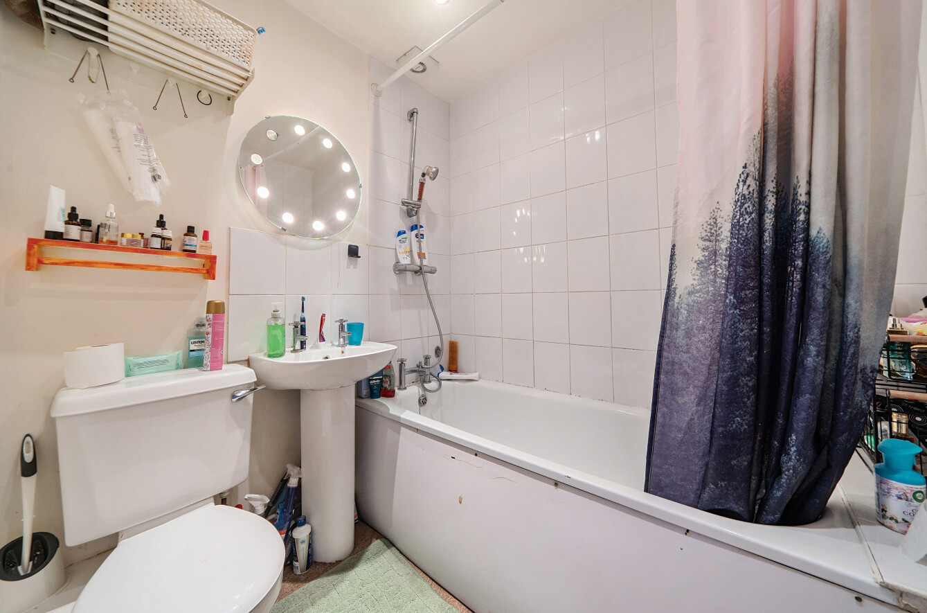 Worthing Road, Southsea, Hampshire, PO5