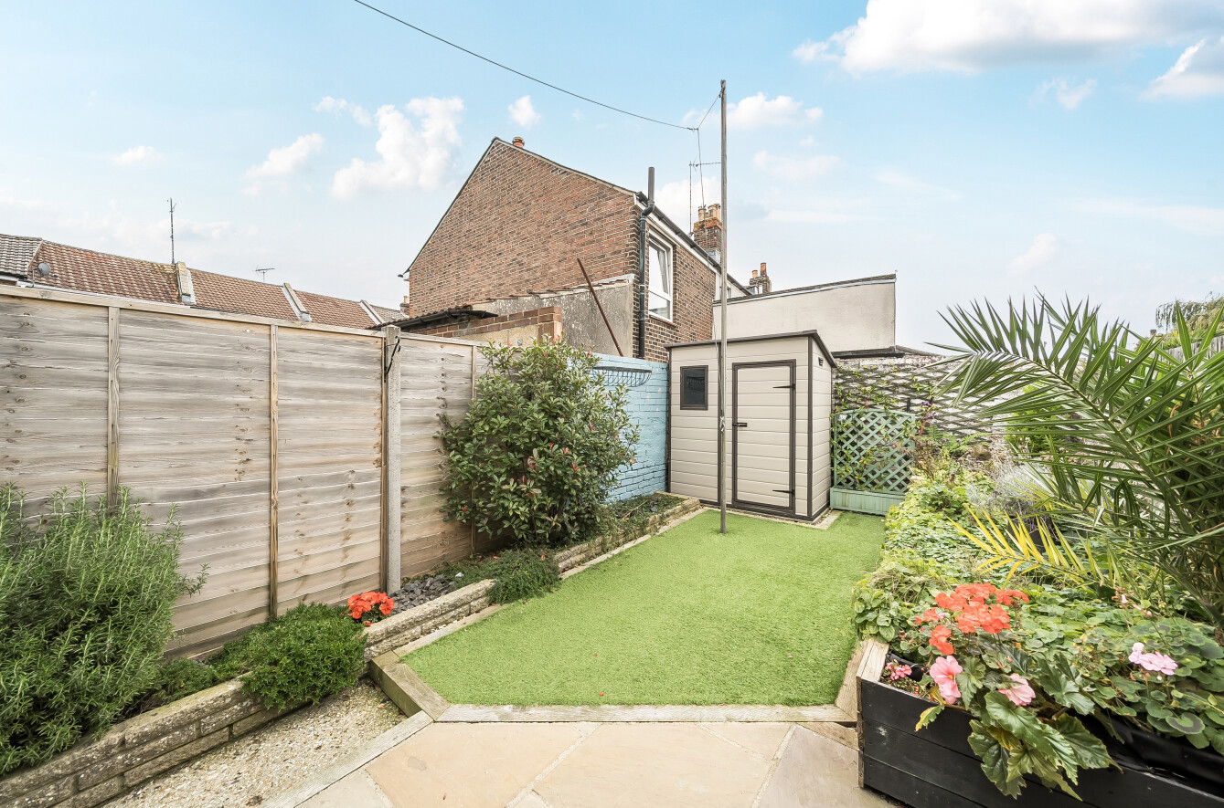 Brookfield Road, Portsmouth, Hampshire, PO1 - Charters