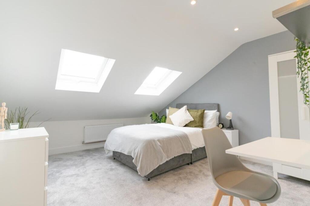 Stansted Road, Southsea, Hampshire, PO5 - Charters