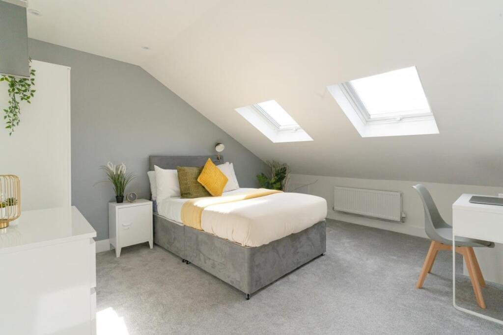 Stansted Road, Southsea, Hampshire, PO5 - Charters