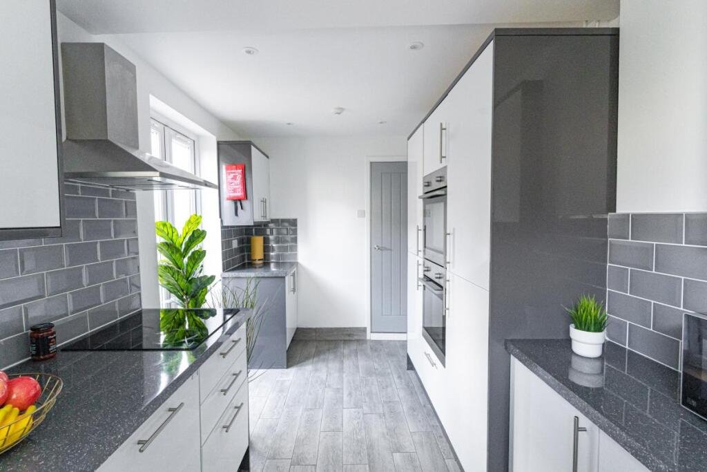 Stansted Road, Southsea, Hampshire, PO5 - Charters