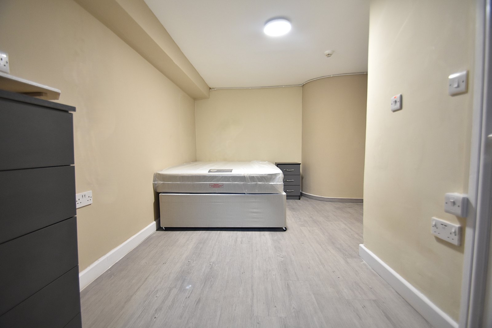 Hampshire Terrace, Portsmouth, Hampshire, PO1