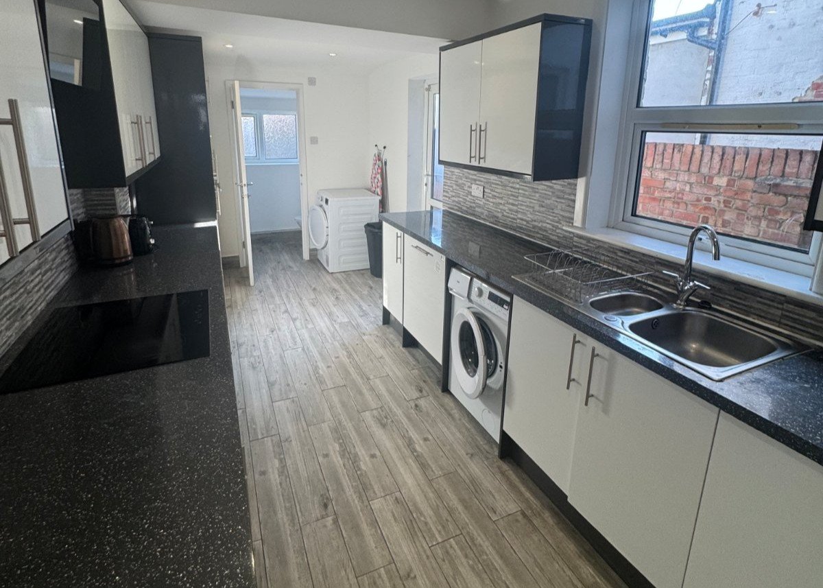 Lawson Road, Southsea, Hampshire, PO5 - Charters