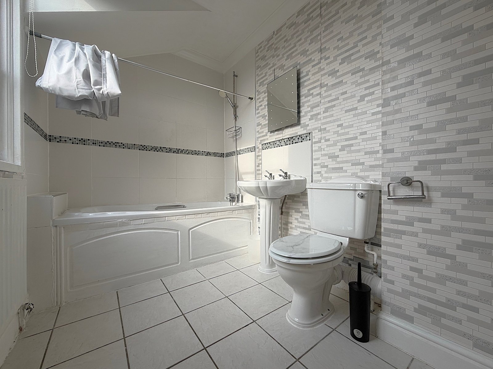 Royal Gate, Southsea, Hampshire, PO4 - Charters