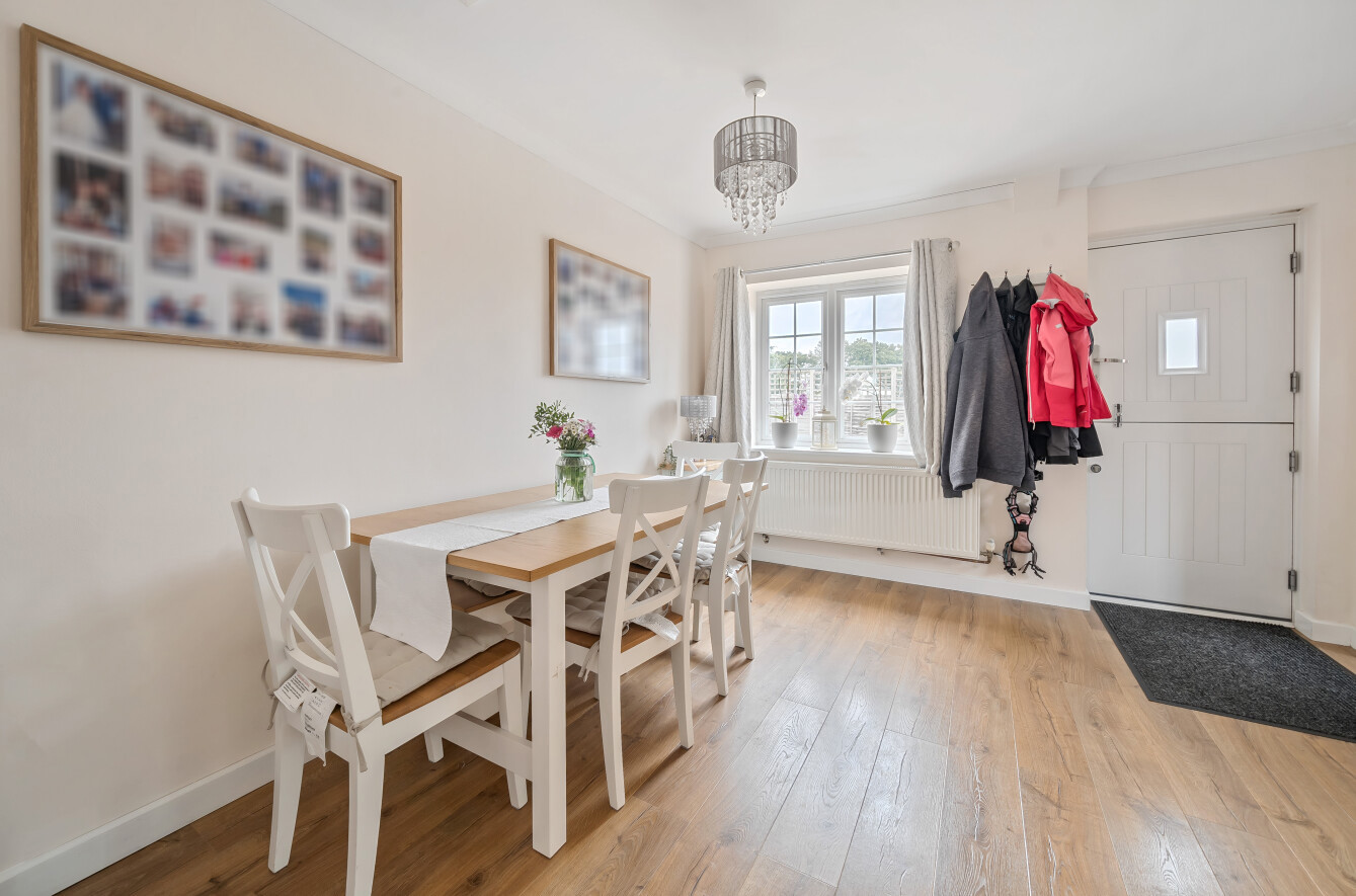 Durley Mews, Durley, SO32 - Charters