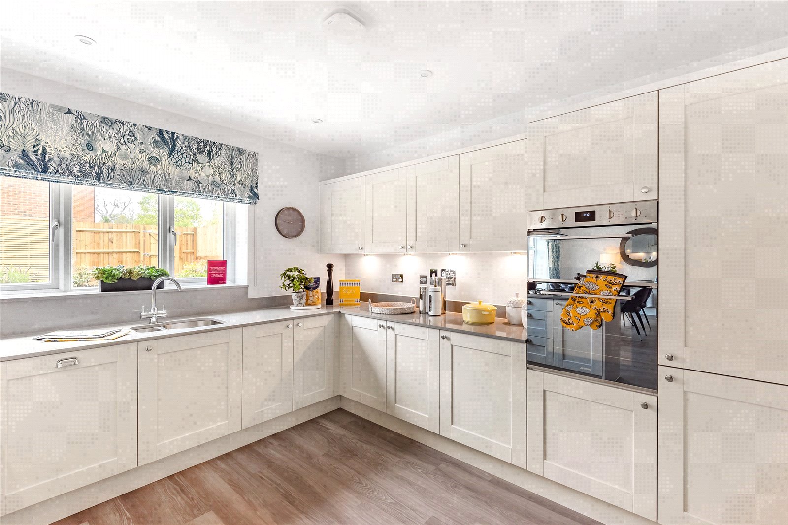 Bishop's Garden, Winchester Road, Wickham, Fareham, PO17 - Charters