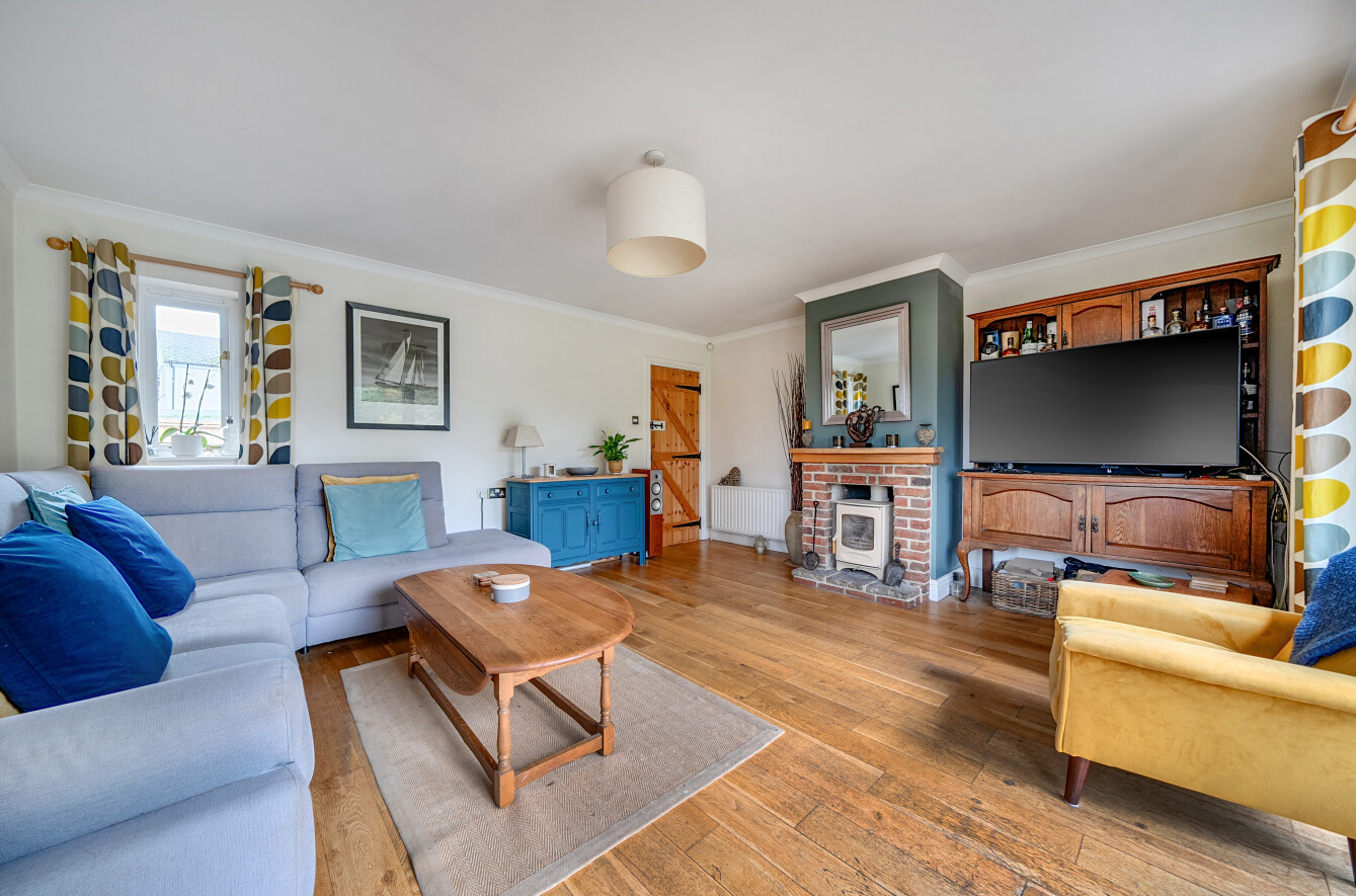 Winchester Road, Waltham Chase, Southampton, Hampshire, SO32