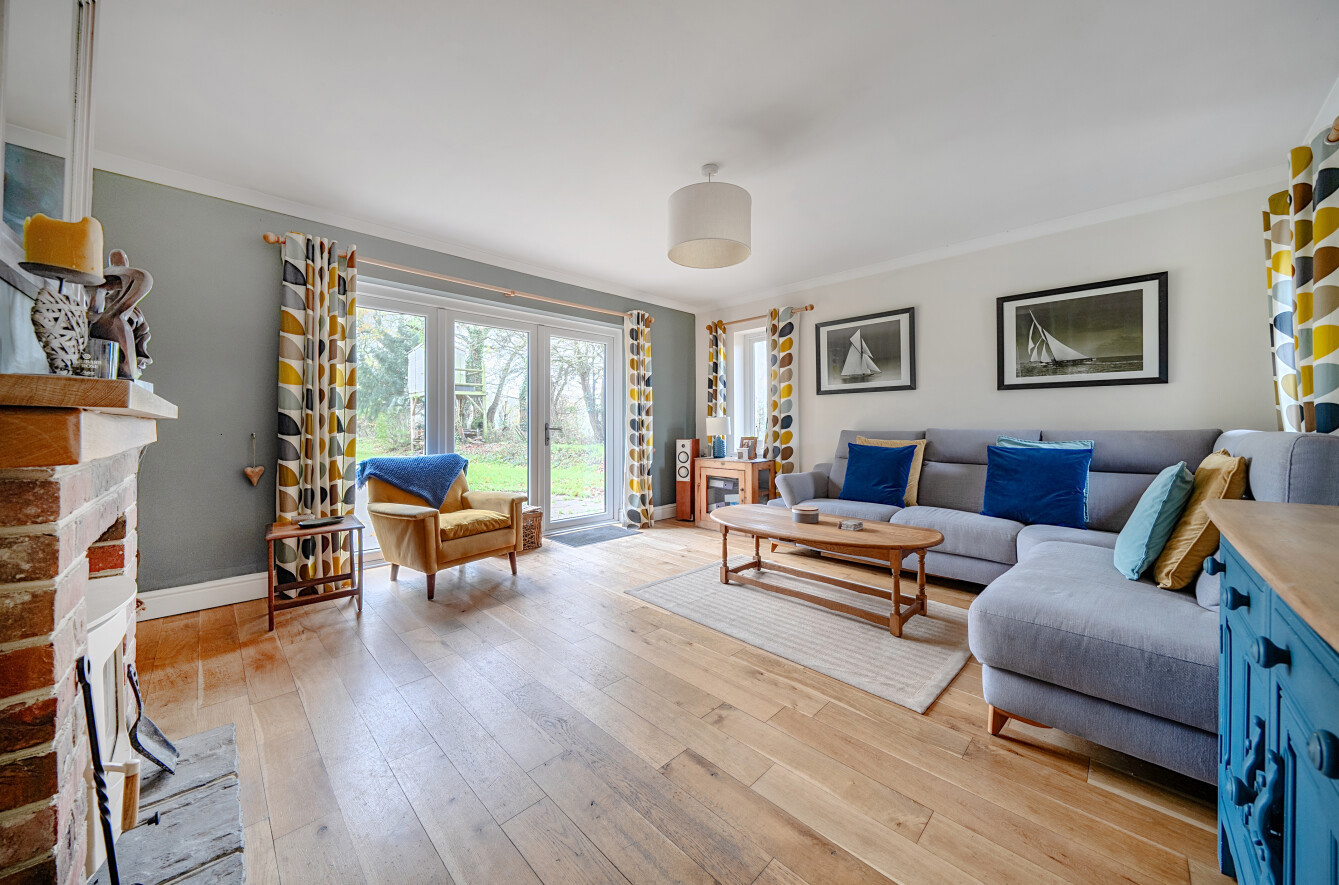 Winchester Road, Waltham Chase, Southampton, Hampshire, SO32