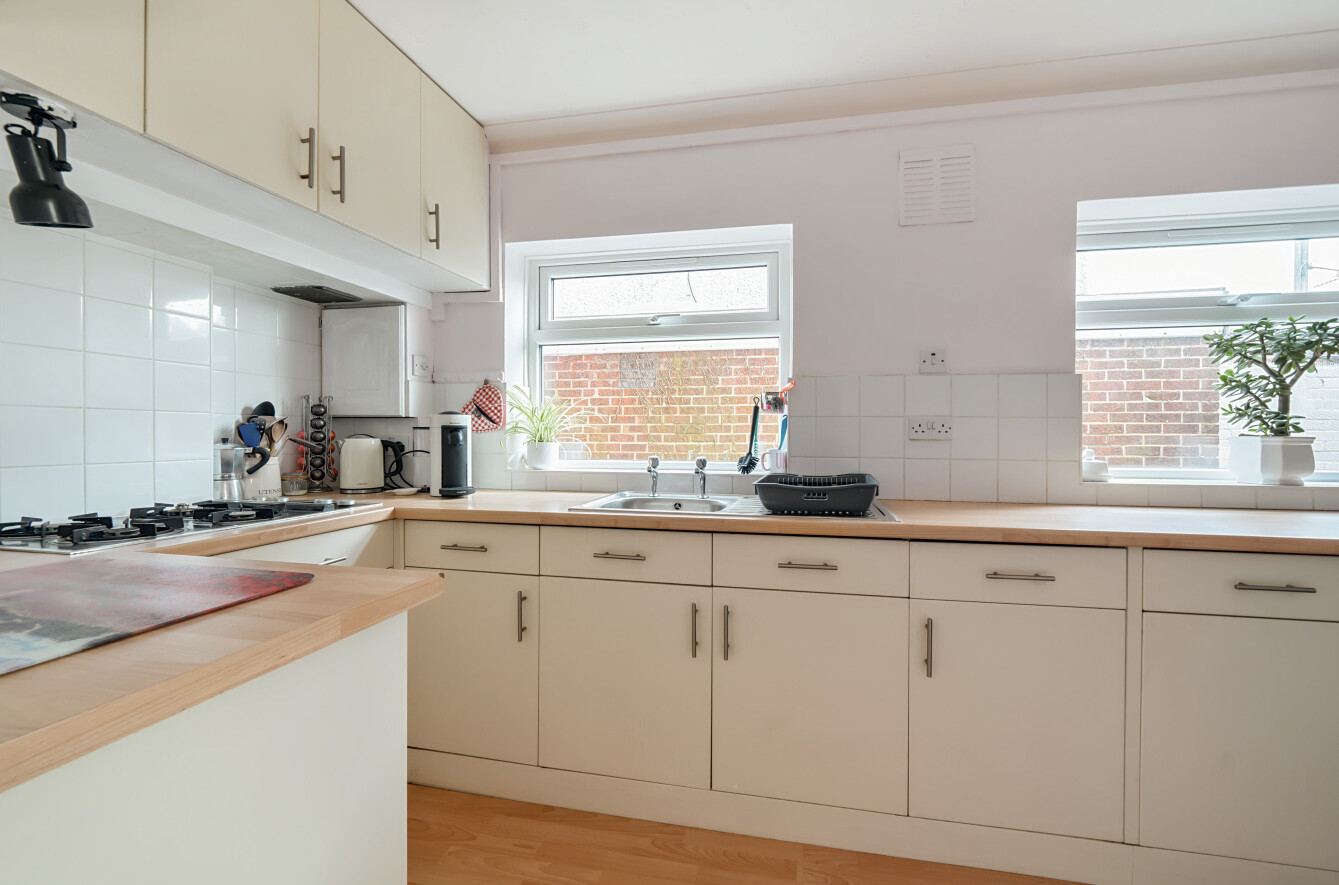 Winchester Road, Waltham Chase, Southampton, Winchester, SO32 - Charters