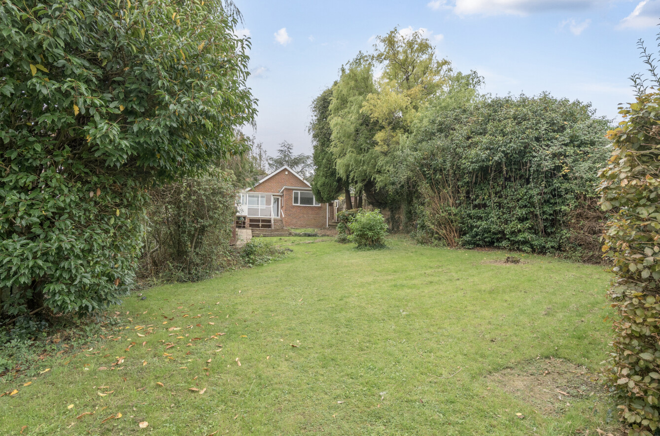 Curdridge Lane, Waltham Chase, Southampton, Hampshire, SO32