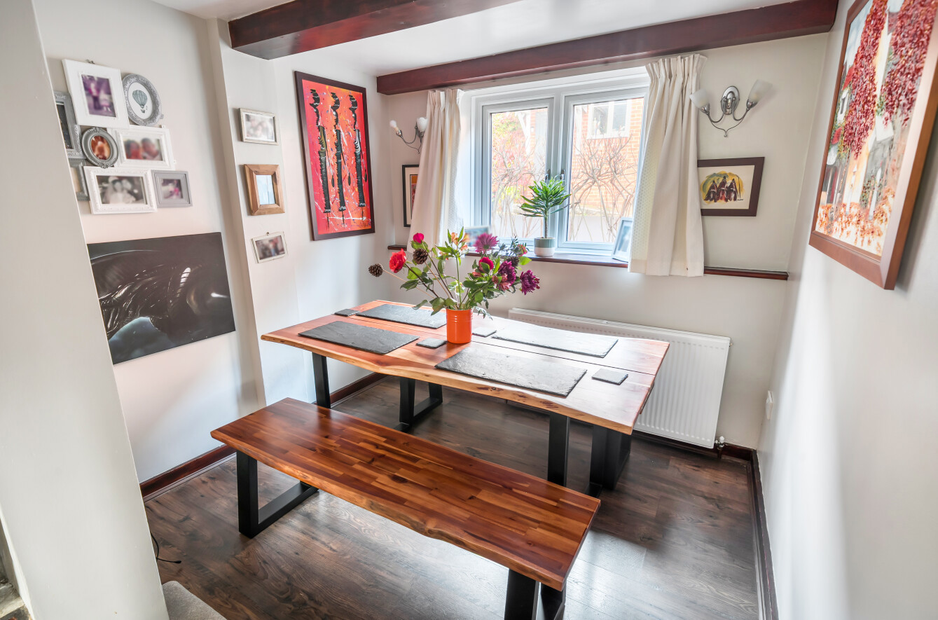 Botley Road, Fair Oak, Eastleigh, Hampshire, SO50