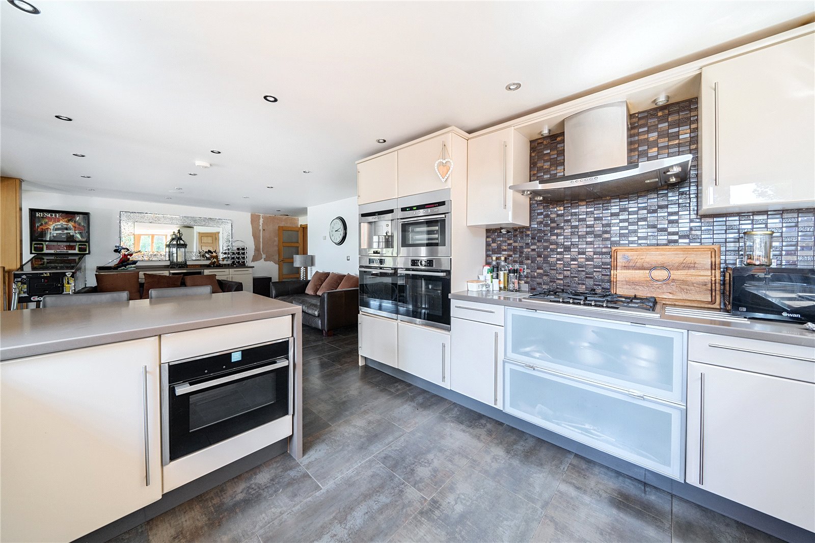 Winchester Road, Shedfield, Southampton, Hampshire, SO32