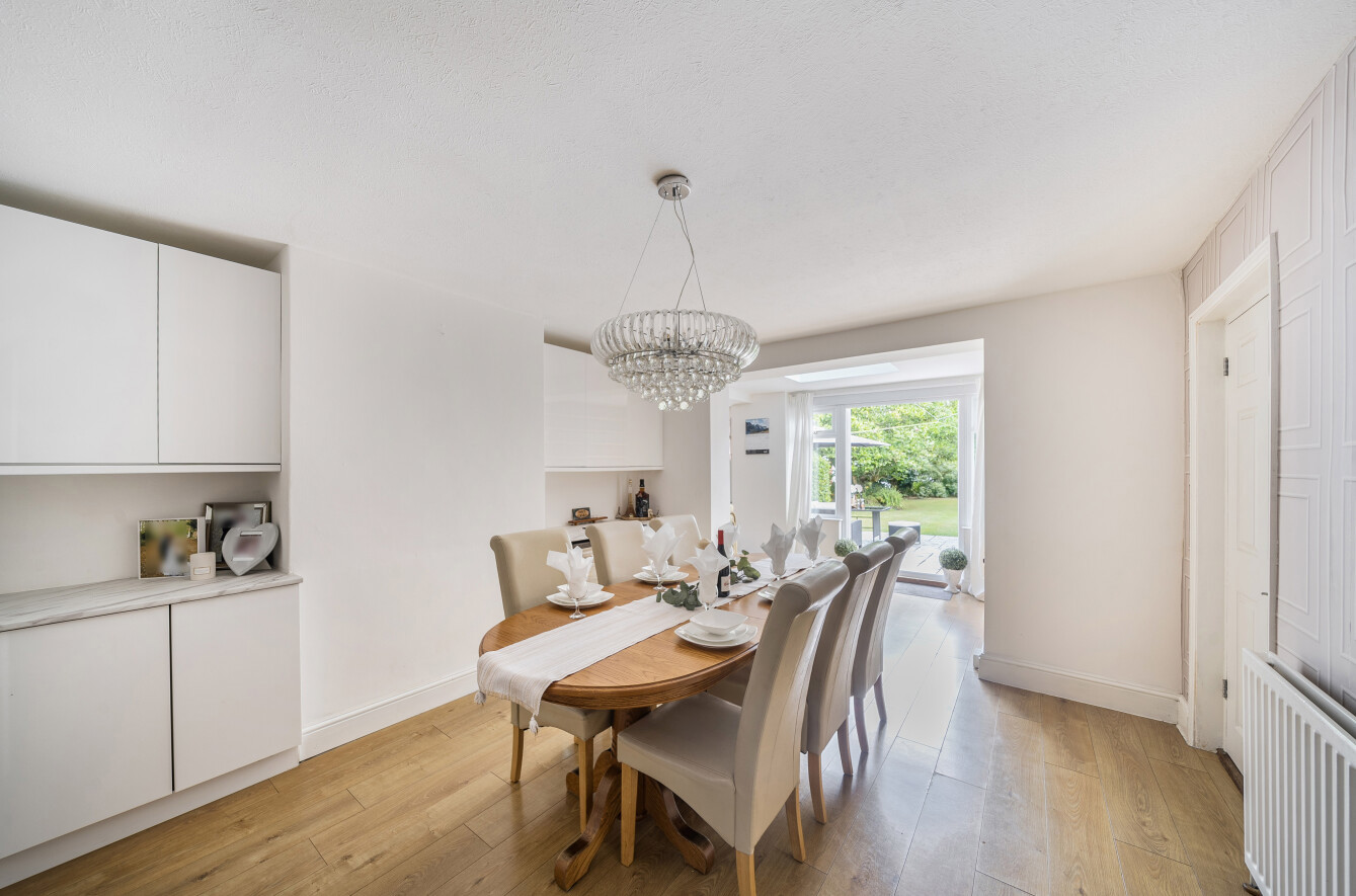St. Johns Road, Hedge End, Southampton, Hampshire, SO30 - Charters