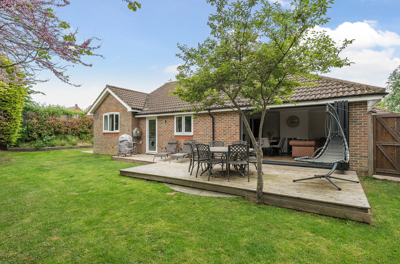 Clubhouse Lane, Waltham Chase, Southampton, Hampshire, SO32 - Charters