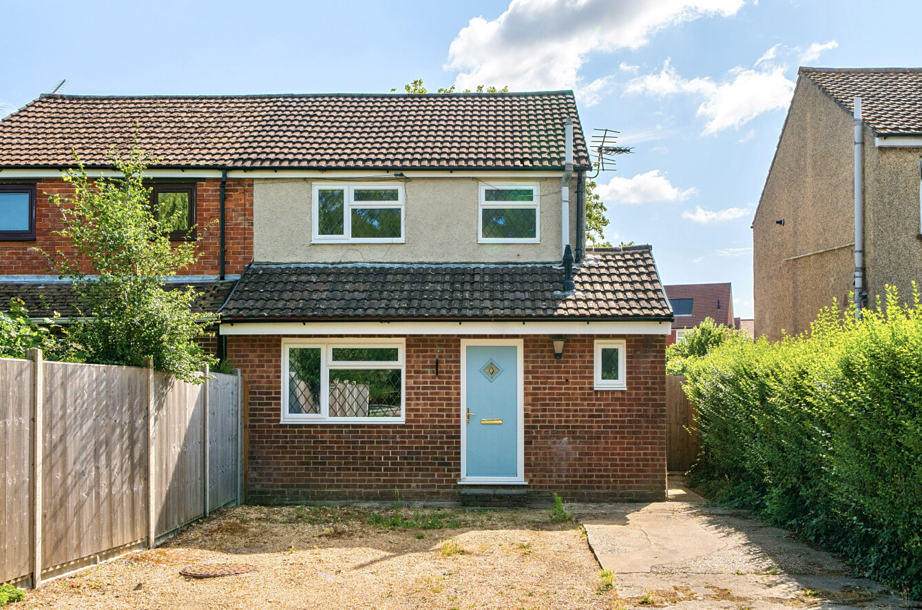 School Road, Wickham, Fareham, PO17