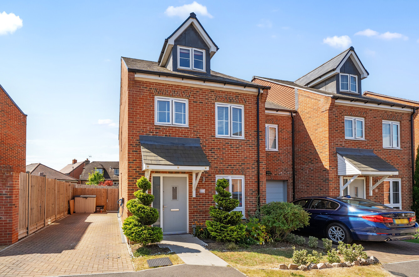 Samuel Jarvis Avenue, Fair Oak, Eastleigh, Hampshire, SO50