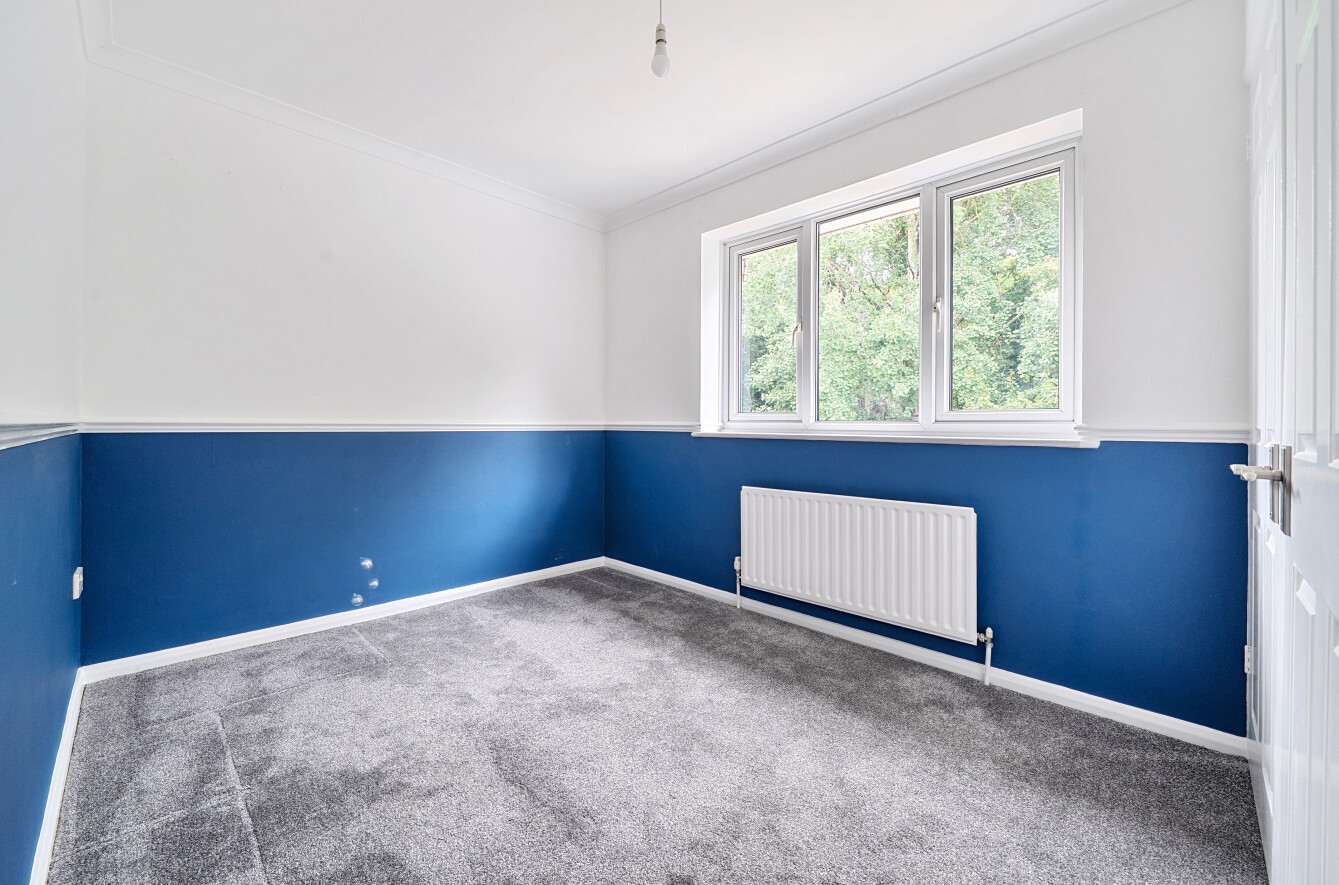 Thistle Road, Hedge End, Southampton, Hampshire, SO30 - Charters
