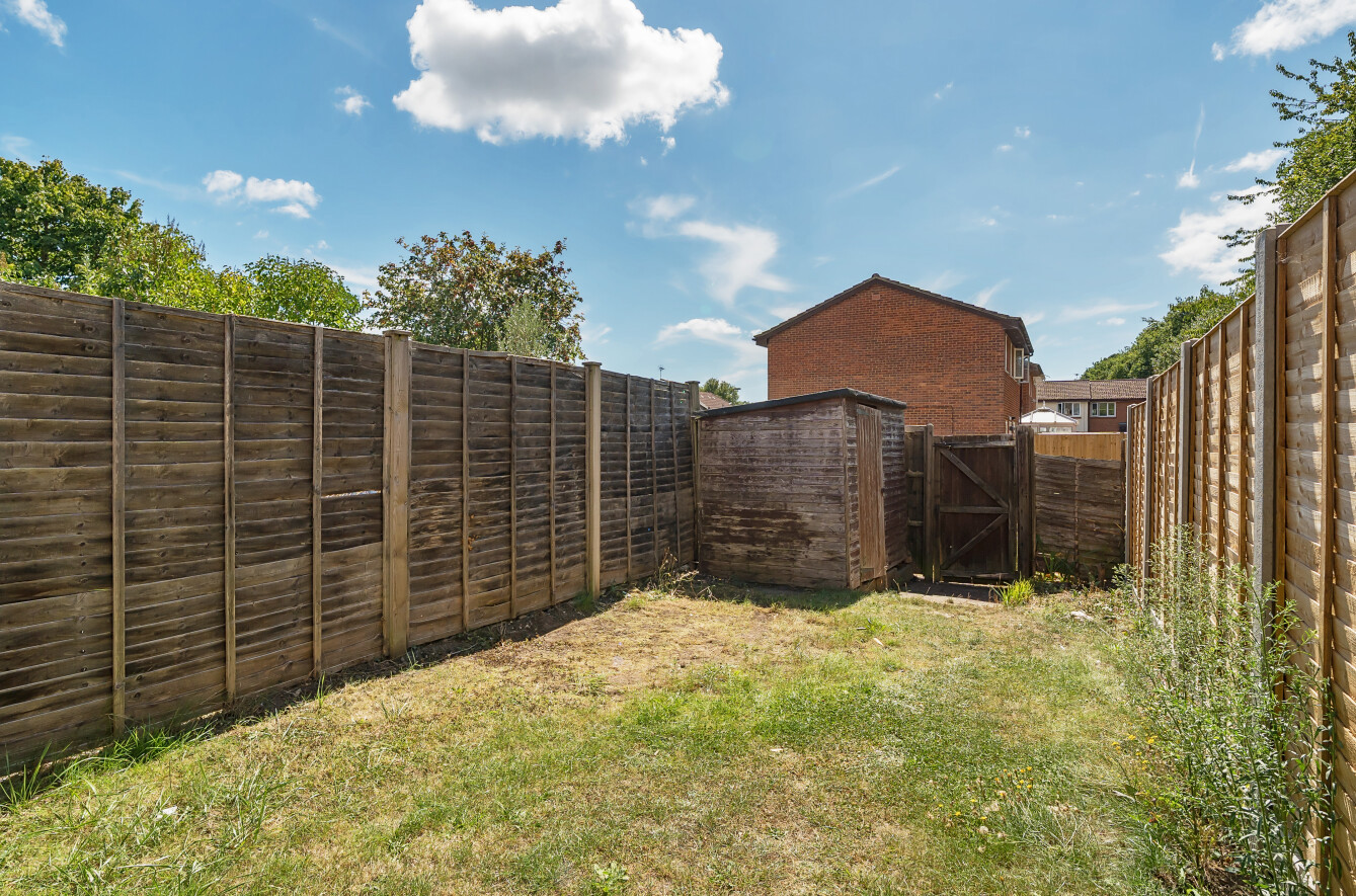 Walker Gardens, Hedge End, Southampton, Hampshire, SO30