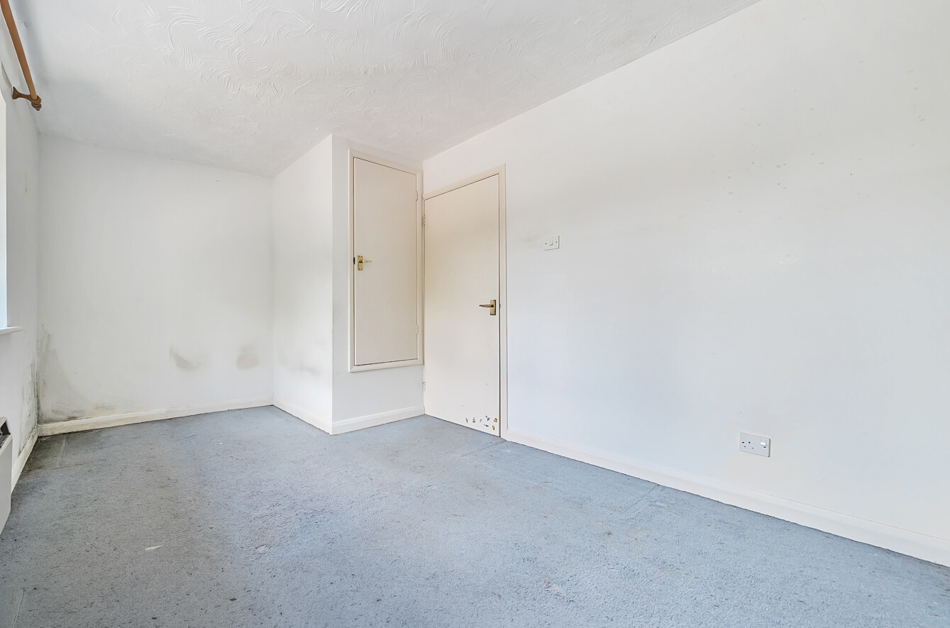 Walker Gardens, Hedge End, Southampton, Hampshire, SO30