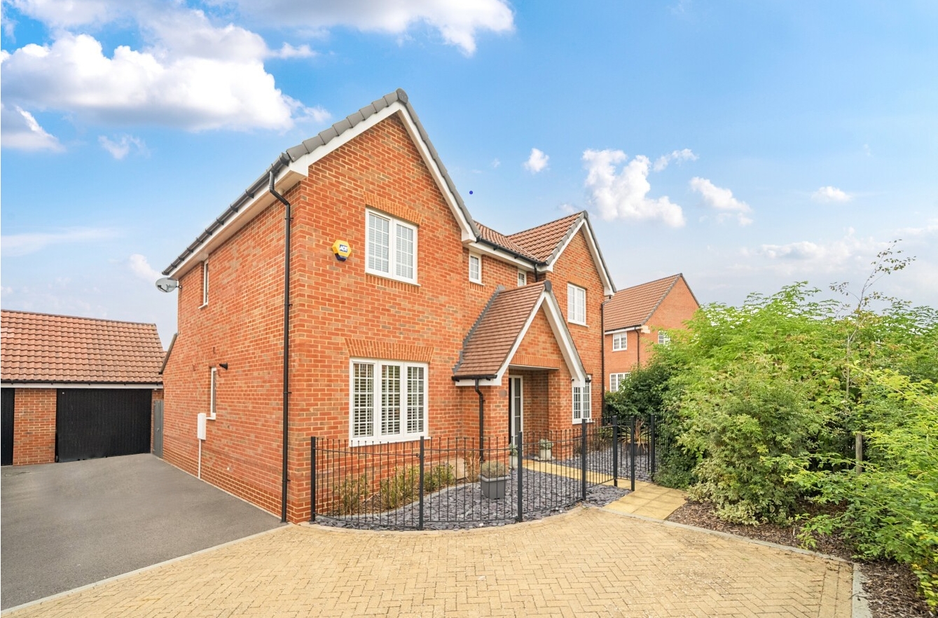 Chiltern Crescent, Fair Oak, Eastleigh, Hampshire, SO50