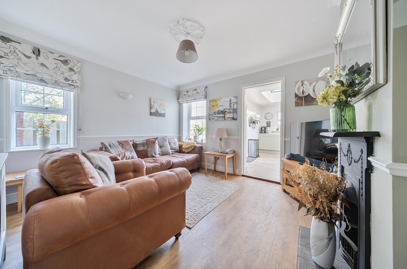 Bridge Road, Sarisbury Green, Southampton, Hampshire, SO31 - Charters