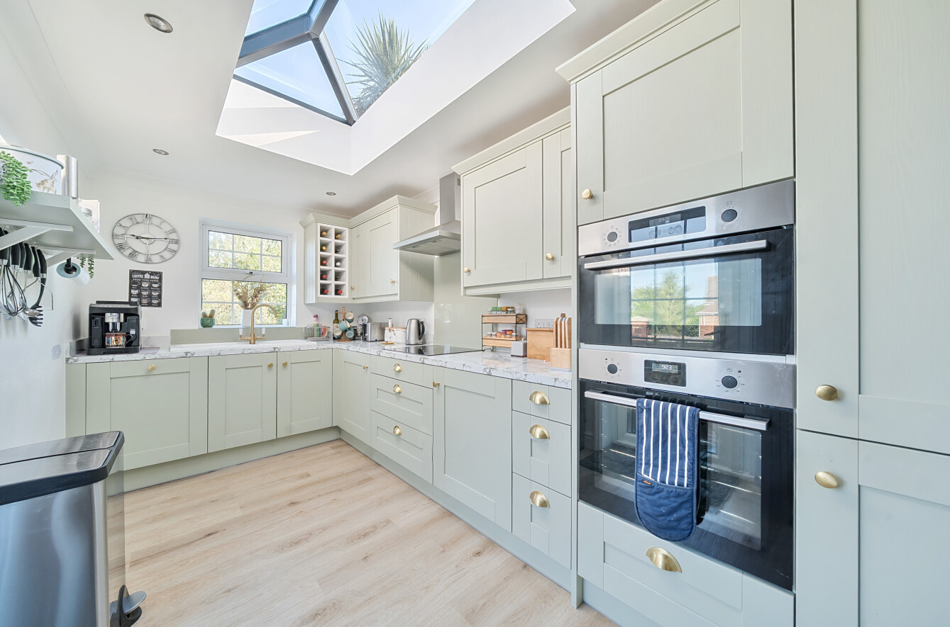 Bridge Road, Sarisbury Green, Southampton, Hampshire, SO31 - Charters