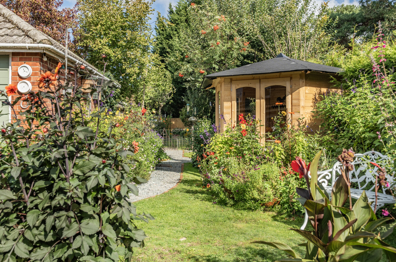 Fair Oak Road, Eastleigh, Hampshire, SO50 Fair Oak Road, Eastleigh, Hampshire, SO50 - Charters