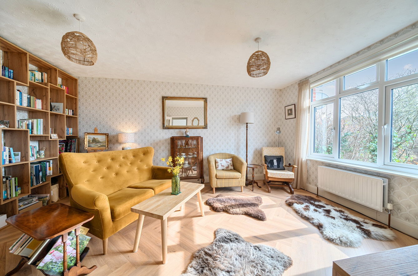 Fair Oak Road, Eastleigh, Hampshire, SO50 - Charters