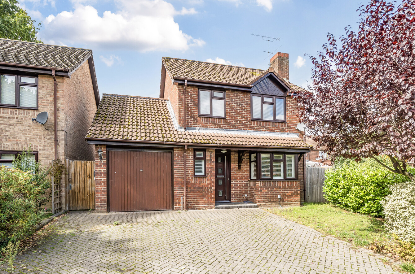 Stirling Crescent, Hedge End, Southampton, SO30