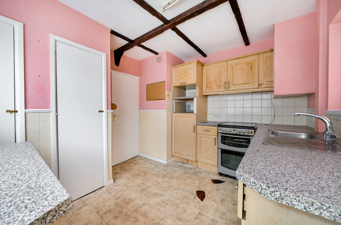 Forest Close, Waltham Chase, Southampton, Hampshire, SO32 - Charters