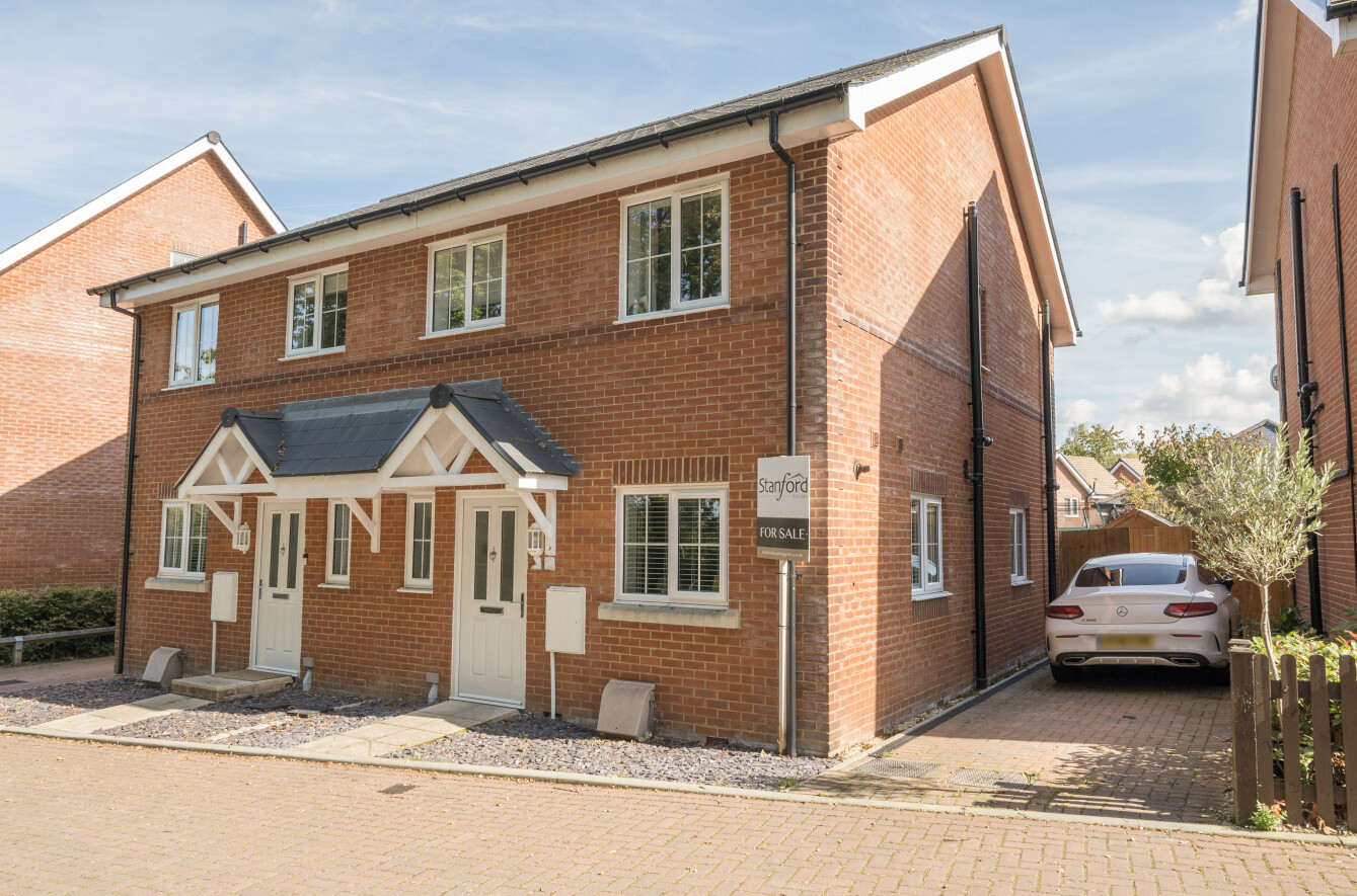 Farm Road, Horton Heath, Eastleigh, Hampshire, SO50 Farm Road, Horton Heath, Eastleigh, Hampshire, SO50 - Charters