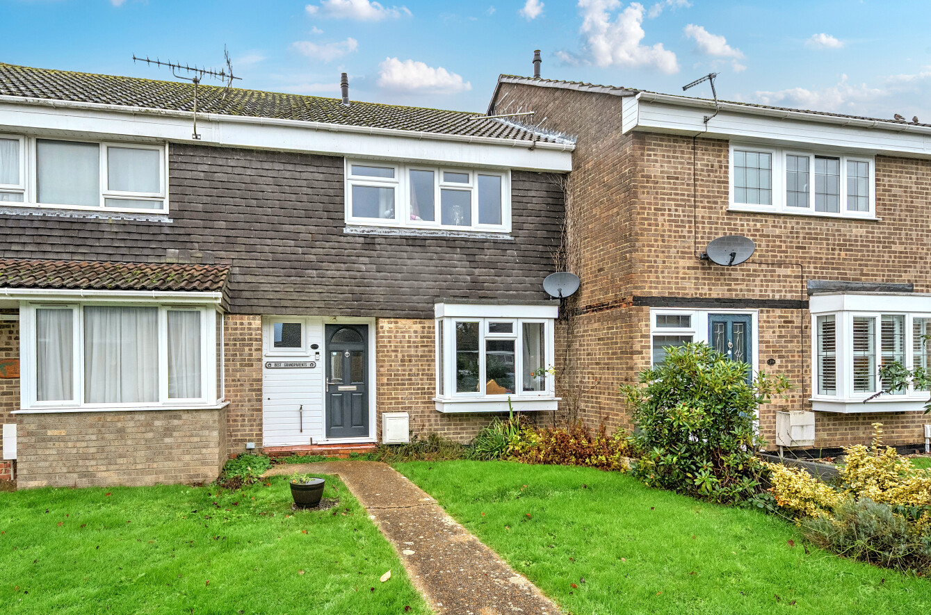Downland Close, Botley, Southampton, Hampshire, SO30 - Charters
