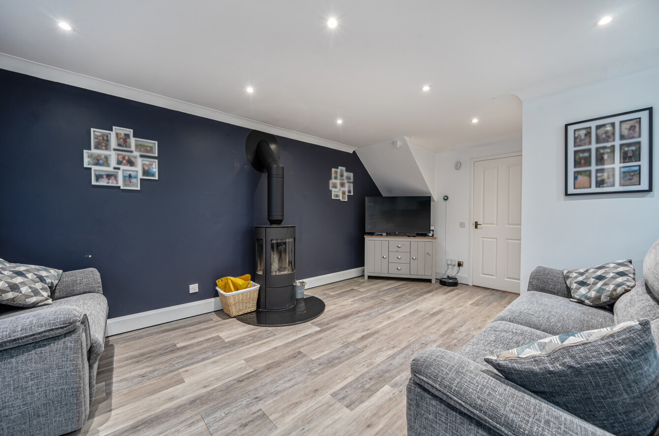 Stoke Heights, Fair Oak, Eastleigh, Hampshire, SO50 - Charters