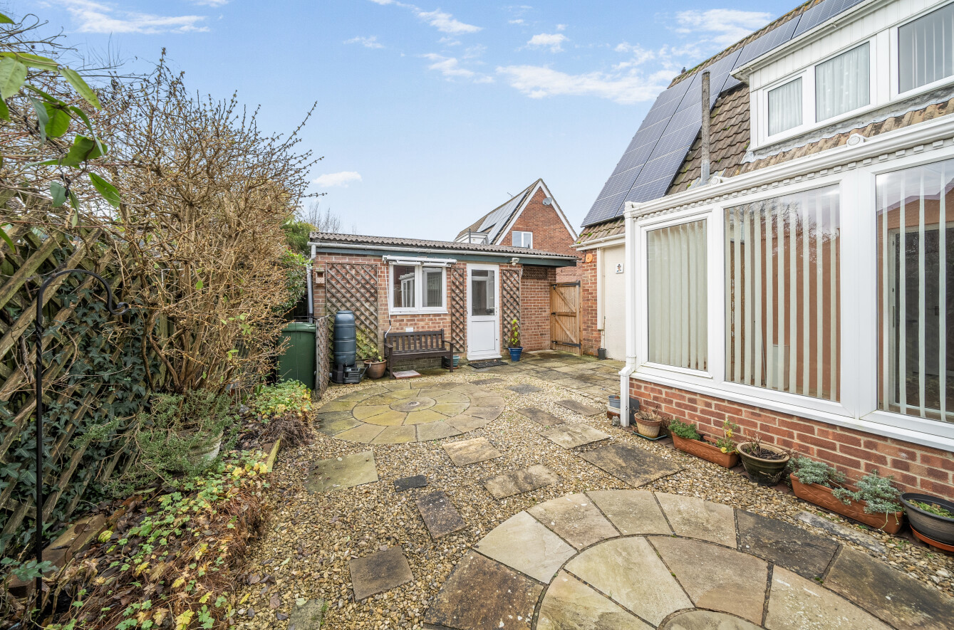 Evelyn Close, Waltham Chase, Southampton, Hampshire, SO32