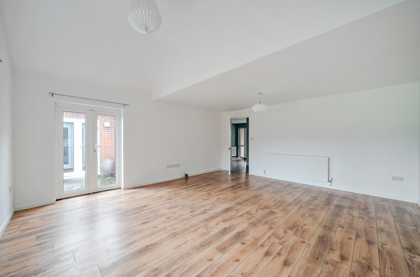 High Street, Shirrell Heath, Southampton, Hampshire, SO32