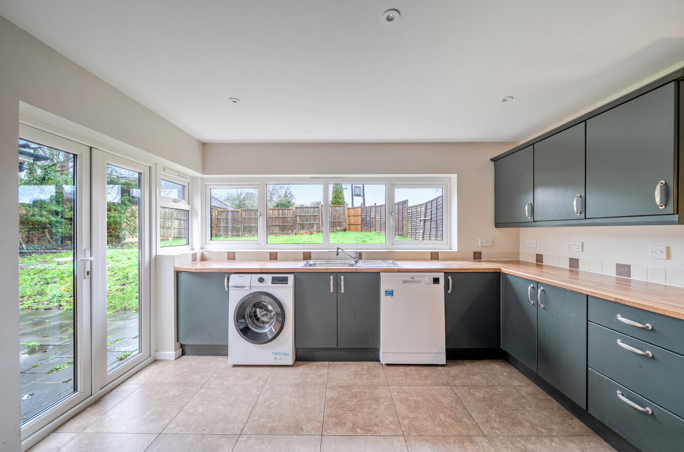 High Street, Shirrell Heath, Southampton, Hampshire, SO32