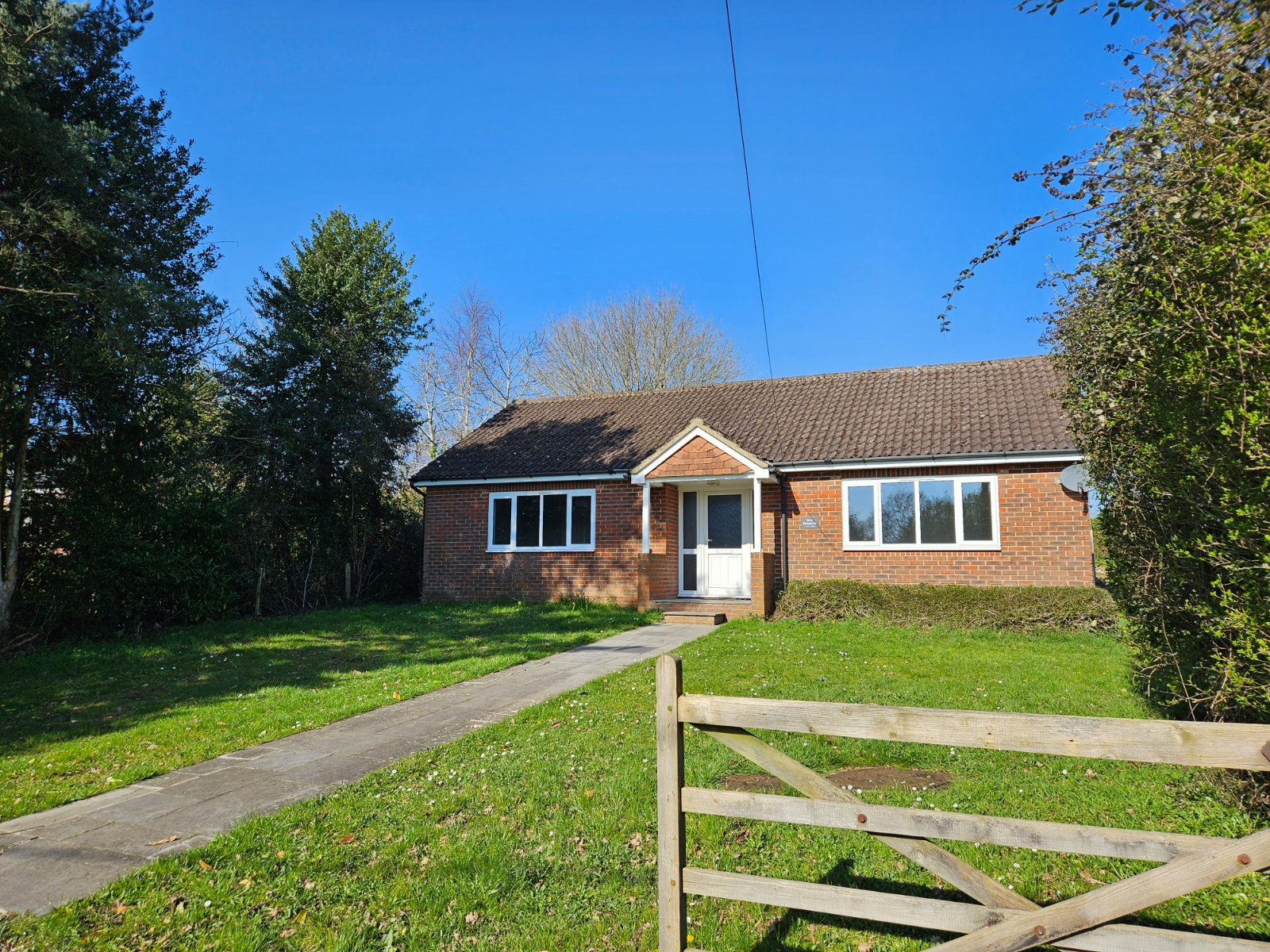 High Street, Shirrell Heath, Southampton, Hampshire, SO32