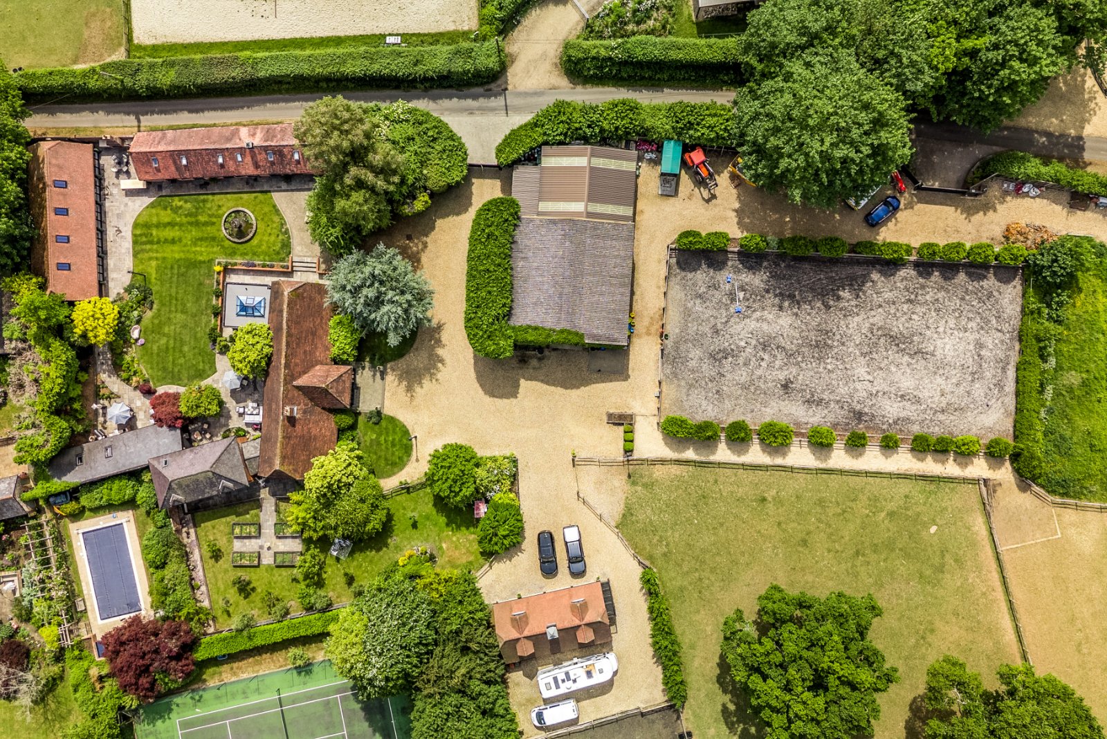 Cross Lane, Bishops Waltham, Southampton, Hampshire, SO32 Cross Lane, Bishops Waltham, Southampton, Hampshire, SO32 - Charters