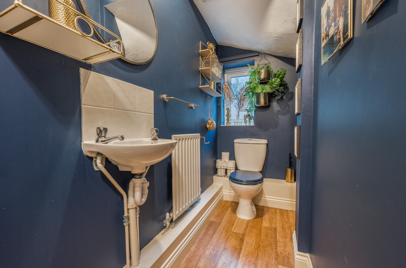 Barley Fields, High Street, Shirrell Heath, Southampton, SO32 - Charters