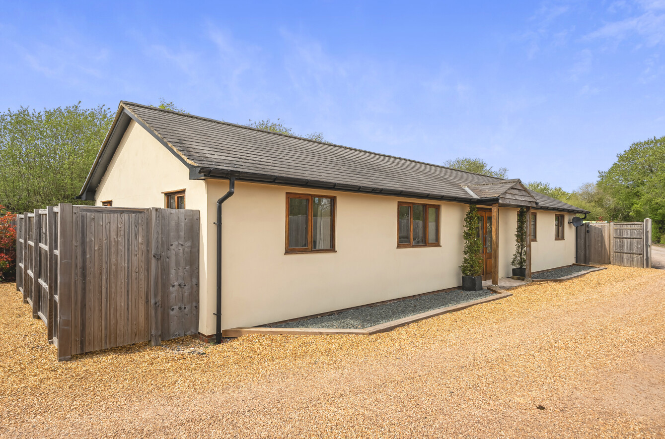 Willow Drive, Soberton, Hampshire, SO32 - Charters